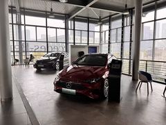 -杭州中升之星奔驰4S店(滨江店)