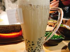 大红袍珍珠奶茶-湊湊火锅·茶憩(杭州湖滨银泰in77店)