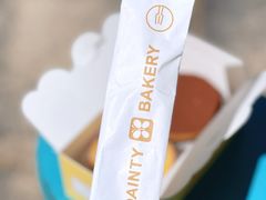 -黛汀烘焙DAINTY BAKERY(代字行合生汇店)