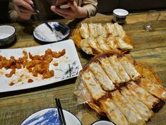 -阿洪锅贴王(小吃城店)