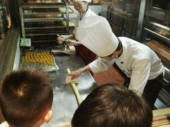-黄远堂凤梨酥·伴手礼(中山路六店)