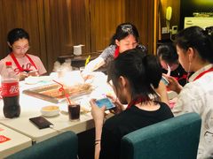 -海底捞火锅鲜切牛肉主题店(长寿路店)