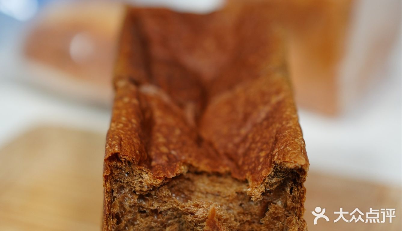 花生酱碱水海盐卷两个盐卷的纹路极其漂亮,层次也特别好