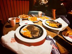 -牛排叔叔自助餐厅(太原万达店)