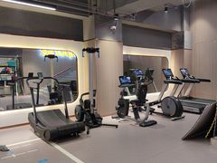 -英派斯健身旗舰店(海信国际中心馆)