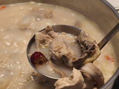 -煲王粤菜餐厅(中侨中心店)