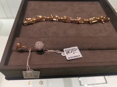 -Tiffany & Co.蒂芙尼
(广州太古汇店)