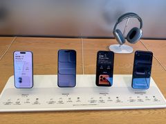 -Apple零售店(华贸购物中心店)