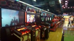 -蹦蹦乐园(南桥百联店)