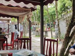 -土砂锅生态山庄·非遗砂锅雅鱼