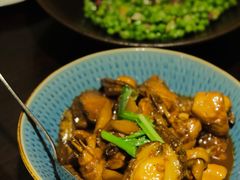 嫩江鲍鱼焖仔鸡-西湖国宾馆·紫薇厅