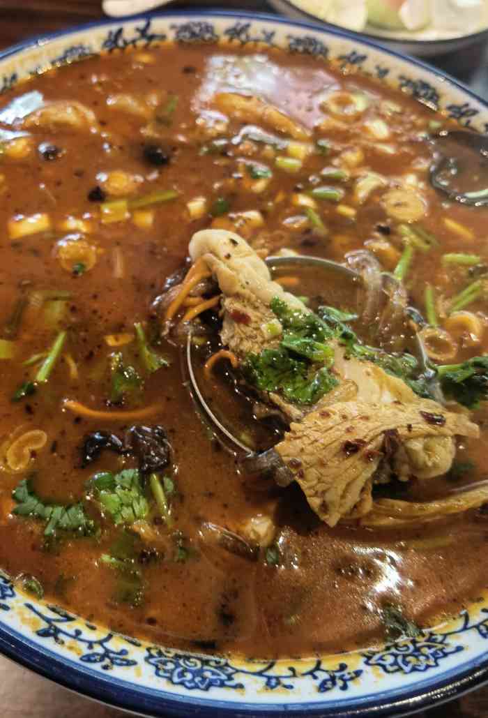 西北楼手抓-"看到网上说的比较好,接站前特意去拔了草,.