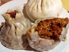 -白玉兰食品(中山公园龙之梦店)