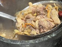 -一朵菌·野生菌探索家火锅(南亚店)