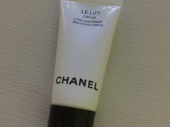 -Chanel(德基广场店)