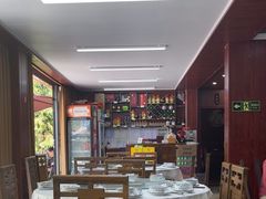 -余家庄肥肠鱼地方汤锅(银杏大道店)