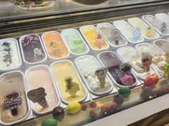 -MADO冰淇淋咖啡馆(淘金店)