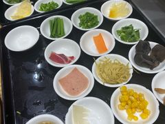 加肉酱-妈妈故事米线(市府恒隆店)