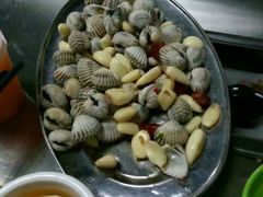 -胡须佬鸡煲四季火锅店(石厦西村直营店)