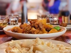 宽面配大盘鸡-疆Jiang·新疆秘制料理