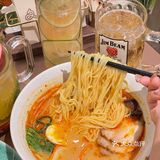 主要是我们爱吃 店里人挺多的，人多热闹！