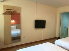 -7天酒店·贵阳小十字店