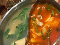 -黔诚多彩火锅(甲秀楼店)
