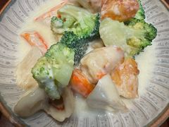 -8PINTS八品脱·日料·烧鸟·精酿小酒馆(莘庄店)