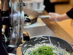 -洪霞餐馆·川菜·鲜货现炒(两江春城店)