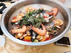 皇后无水火锅-派派茶客(金杏花园店)