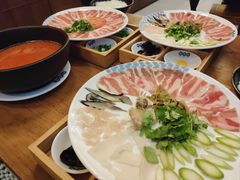 -桥香园云南过桥米线(红龙井店)
