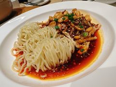 -荣小馆(椒江青悦城店)