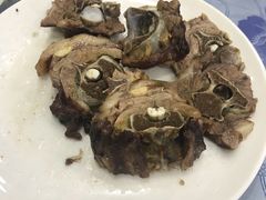 手抓羊脖-老毛手抓·盐池滩羊非遗手抓(宁夏总店)