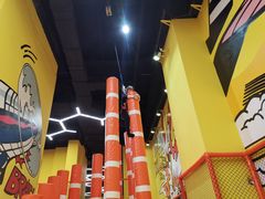 -爱蹦iBOON蹦床运动馆(江汉店)