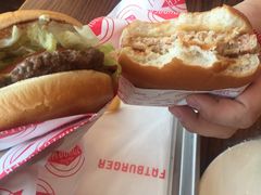 -FATBURGER 特富客汉堡(外交公寓店)