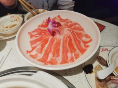 -三人行骨头王火锅(长寿店)