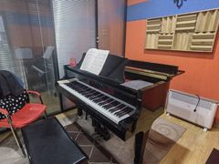 -七弦之上钢琴培训学校