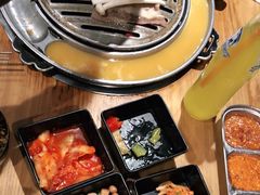 -青瓦炭韩潮烤肉(花园道店)