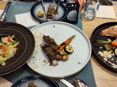 -杏荟旋转餐厅(广州爱群店)