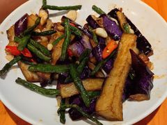 -柴窝堡22号辣子鸡·传承新疆菜