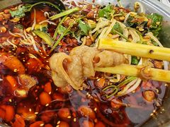 -周良天山牛杂城(天山路总店)