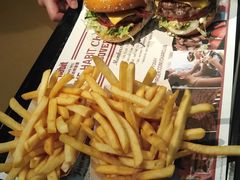 -The Habit Burger Grill 哈比特汉堡(复兴soho店)