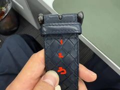 -京伟修鞋洗鞋奢侈品皮具护理店