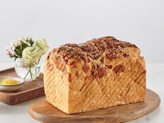 芝士培根吐司-红宝石·鲜奶小方·海派西点房(南丹店)