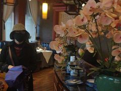 -八府香鸭·啫啫煲(华山路店)