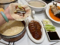 -梅利汴京烤鸭•开封豫菜地标店(东大街店)