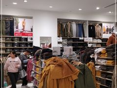 -优衣库(郑州二七万达广场店)