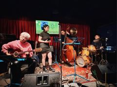 -东岸Cafe 爵士俱乐部