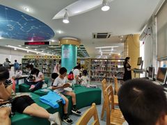 -南山图书馆(常兴路店)