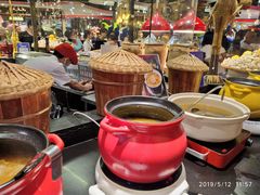 -四海一家自助餐(益田假日广场店)